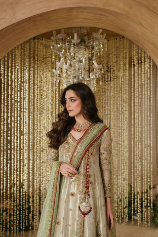 MEENA KARI