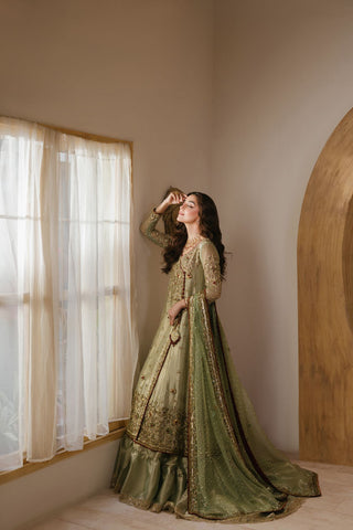 MEENA KARI